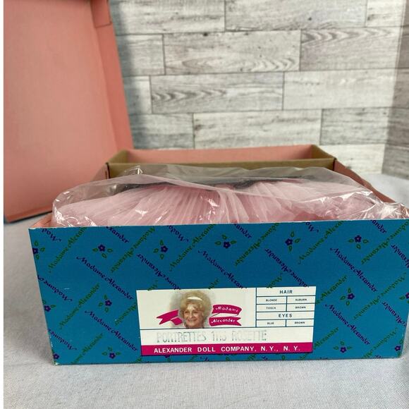 MADAME ALEXANDER PORTRETTES 10” Rosette Doll Pink Lace Gown New in Box Tag 1115 - Picture 8 of 11